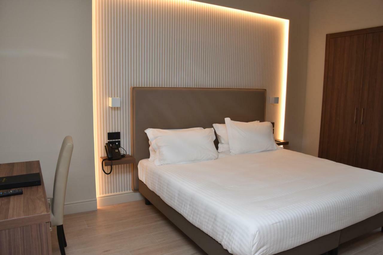 Hotel Commercio Battipaglia Zewnętrze zdjęcie